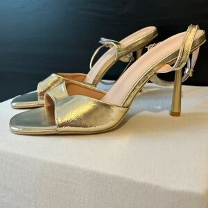 Chic Metallic Gold Women's Heels